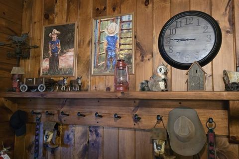 Hitch-N Post Restaurant
